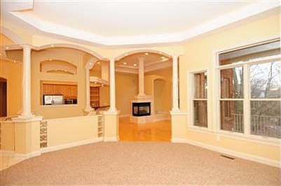 3rd image of 868 Keeneland Green Dr