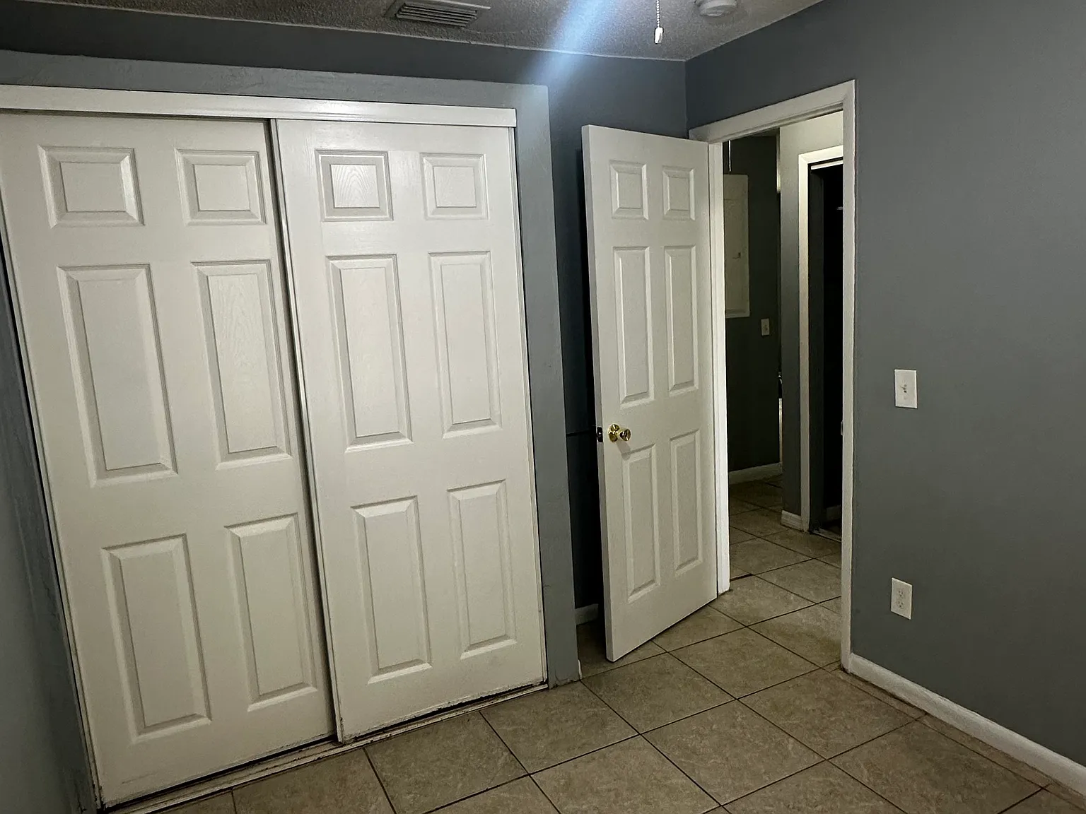 2 bed, 940 sqft, $1,500 — Photo 1