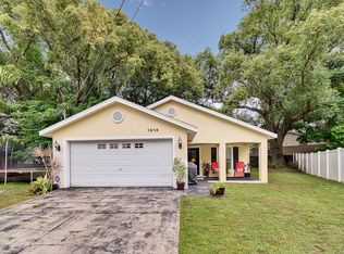 1916 E McBerry St, Tampa, FL 33610