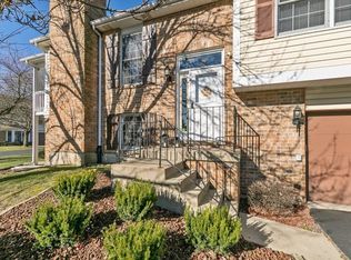 9917 Cambridge Ct #C, Mokena, IL 60448