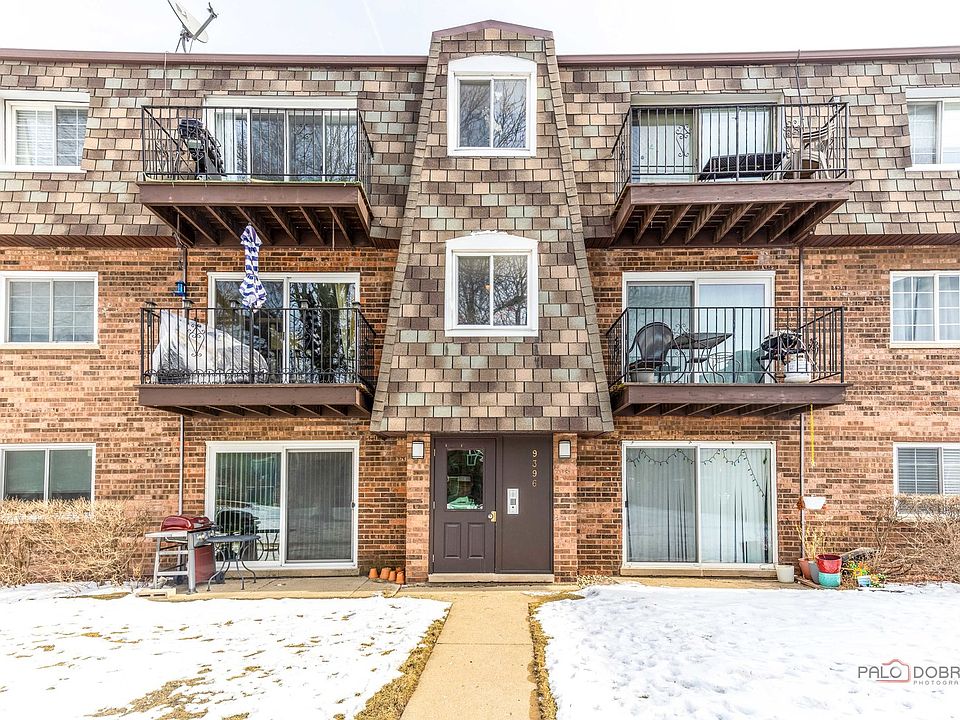 1st image of 9396 Bay Colony Dr APT 1S