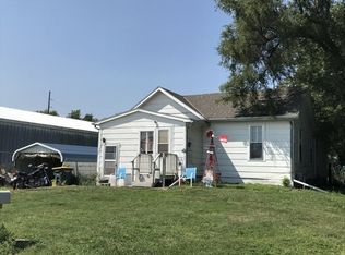 127 Chestnut Ave, Hastings, NE 68901