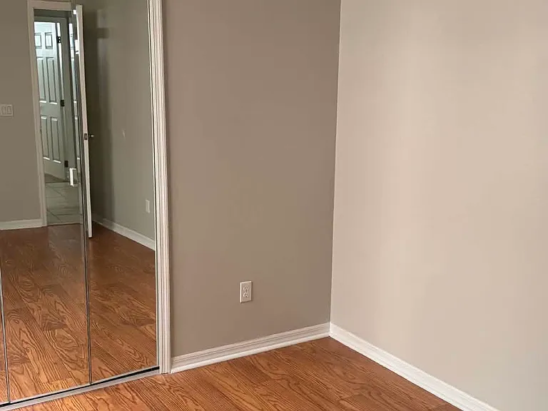 14313 Laurelton Dr — Photo 22