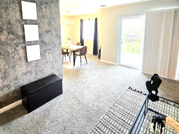 8th Street Court Apartments