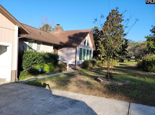 121 Singing Wood Ln, Elgin, SC 29045