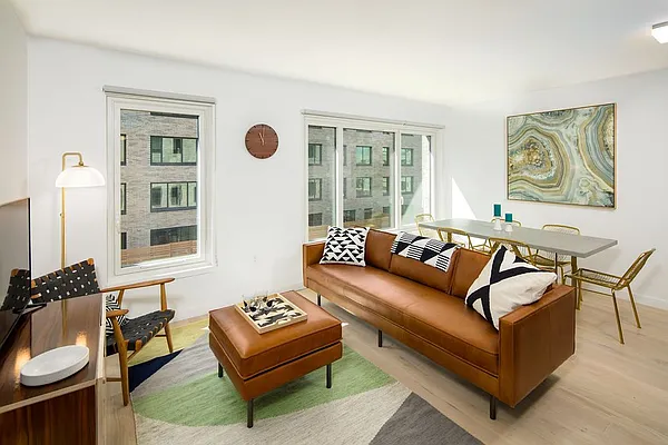 Rented by Lisa Management | media 1