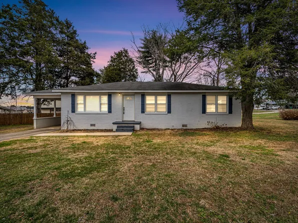 1102 N High St, Winchester, TN 37398