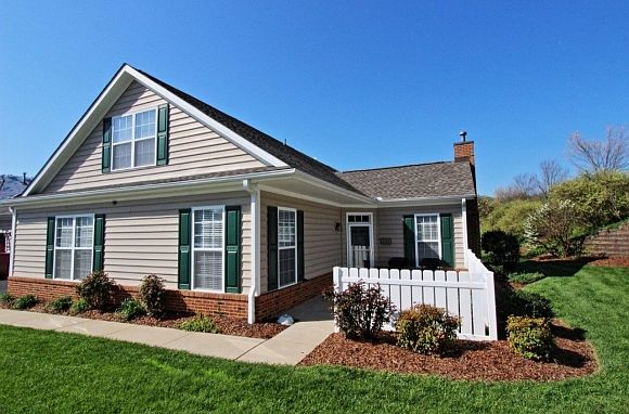 1st image of 235 Avonlea Pl #7-C