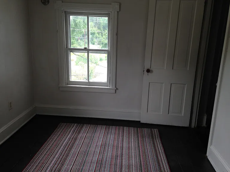 539 W 1st Ave — Photo 9