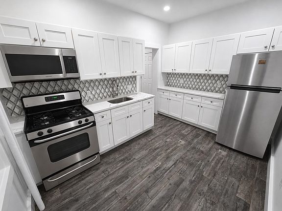 5th image of 321 79th St APT 6