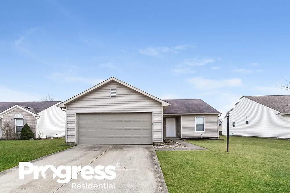 1605 Carlton Dr photo 1