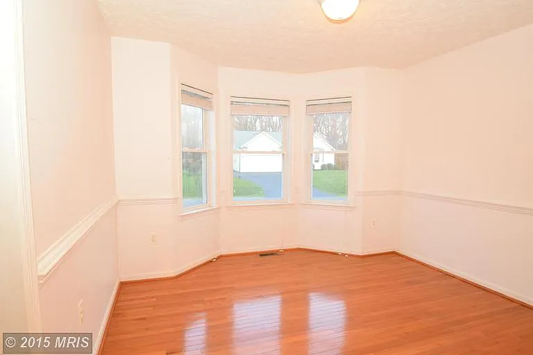 10122 Chesney Dr — Photo 7