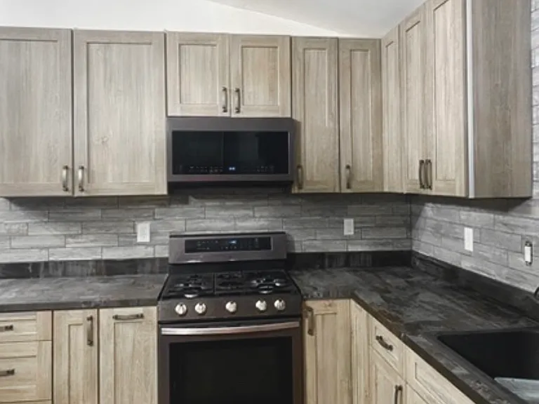 493 Chelsea Dr — Photo 5