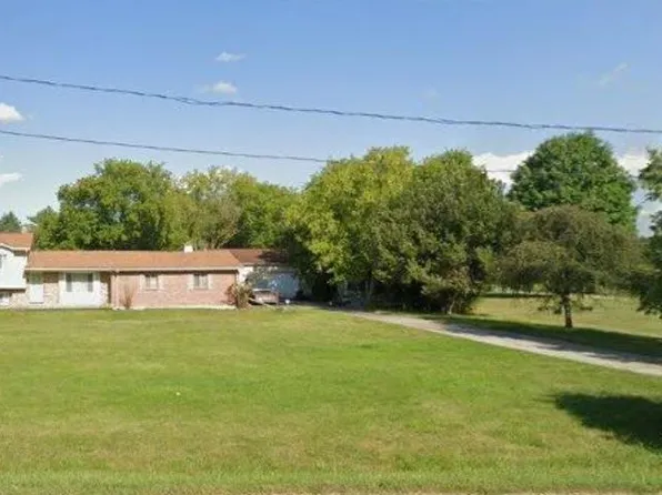 7164 N Bray Rd, Mount Morris, MI 48458