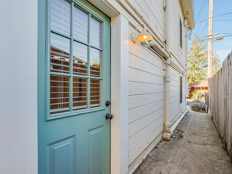 1164 Raymond Ave #A — Photo 42