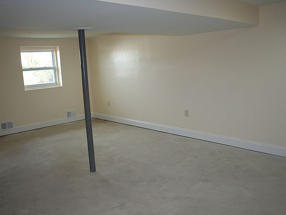 3rd image of 236 Quail Dr