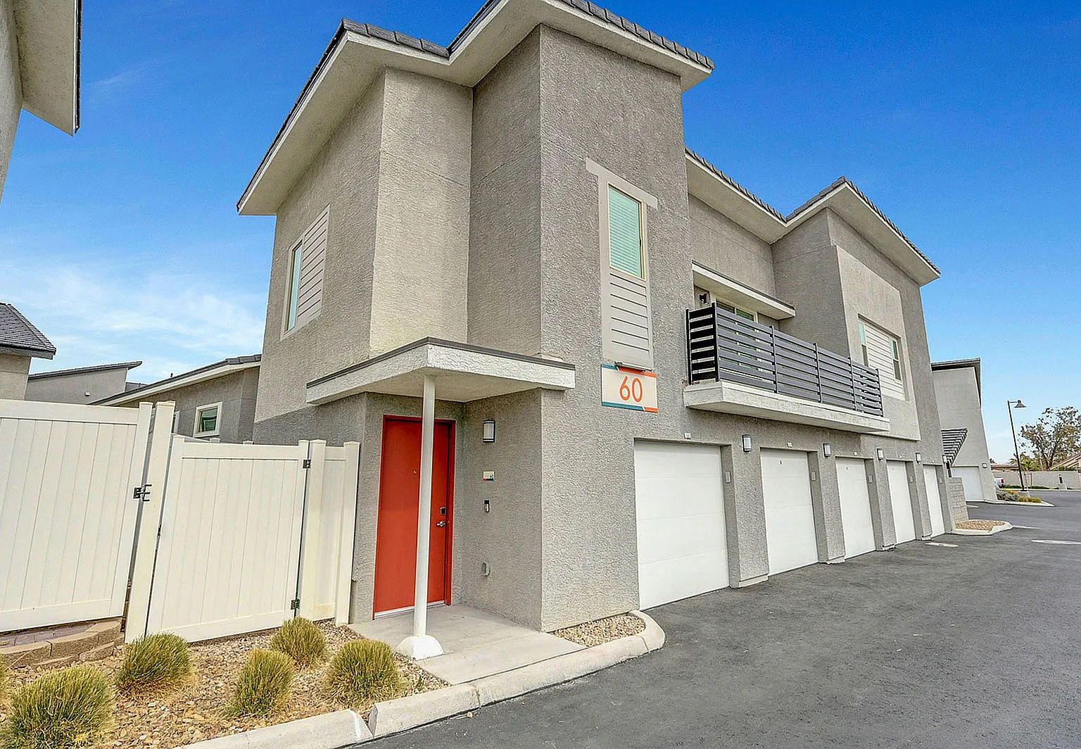 Quarter North — Photo 1