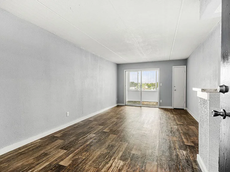 Loft at Third Apartments — Photo 31
