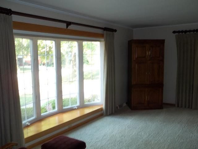 2nd image of 833 Hasenour Ave