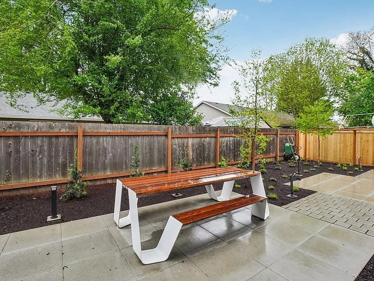 Boxcar Commons - Modern Living in Central Beaverton — Photo 39