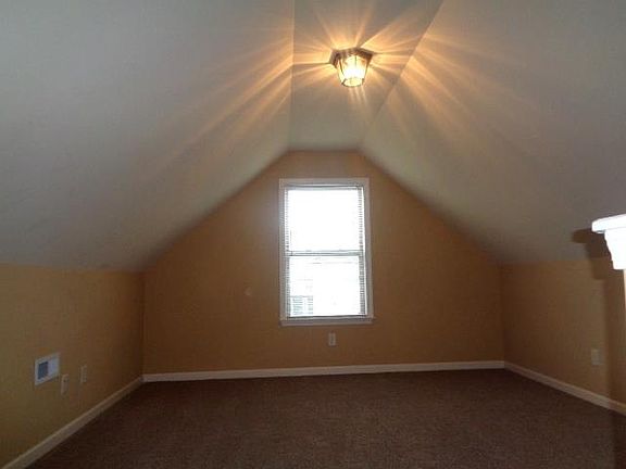 2nd image of 1788 Apache Way