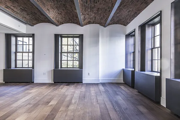 Rented by Real Estate Services USA, LLC | media 30