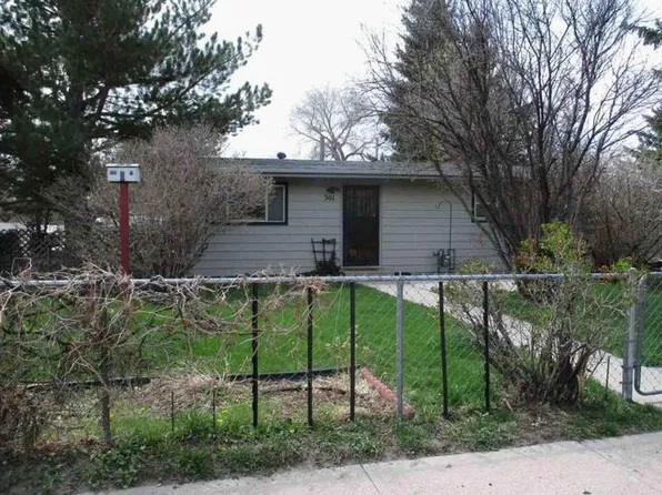 301 W 10th St, Cheyenne, WY 82007