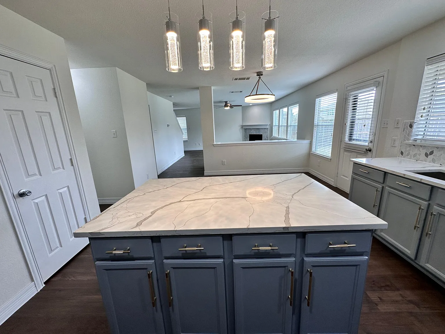 1820 Kittyhawk Dr — Photo 3