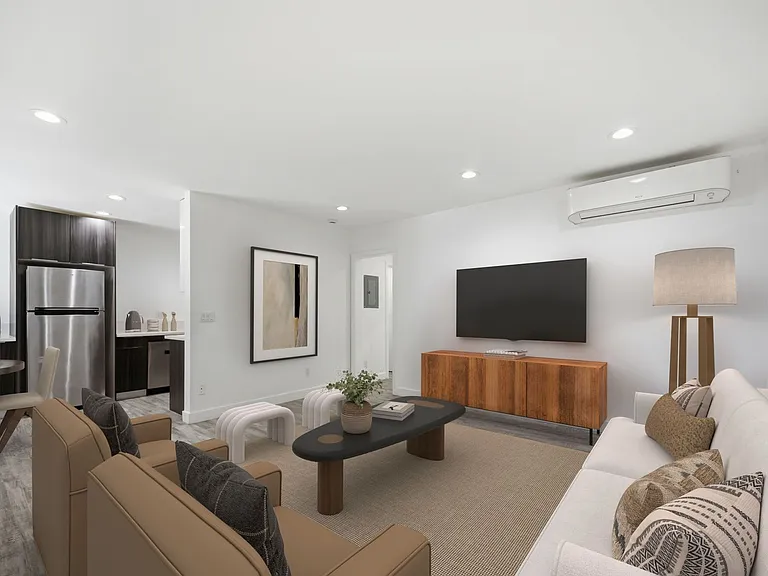 2561 W Avenue 30 — Photo 28