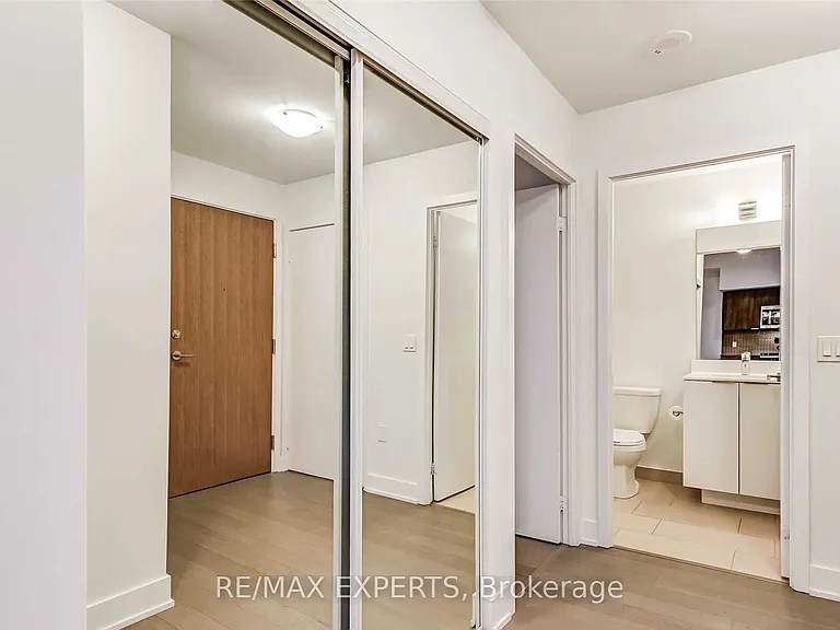 20 Shore Breeze Dr #450 — Photo 26