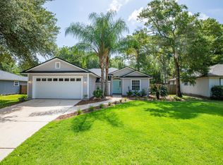 1235 Windy Willows Dr, Jacksonville, FL 32225