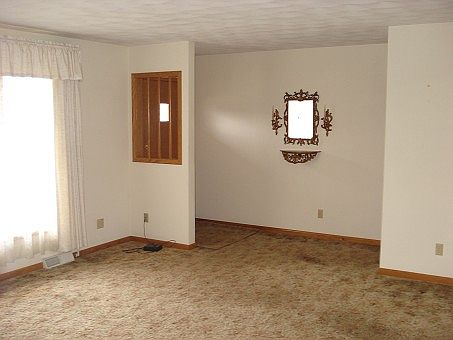 2nd image of 311 Skelly St