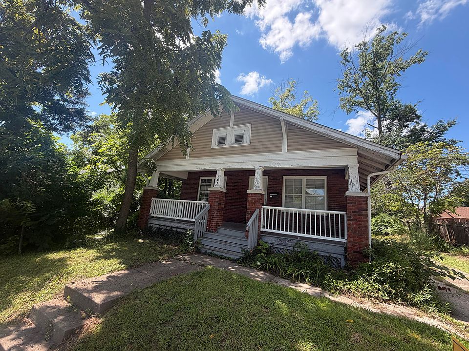 1st image of 207 Dorsey St