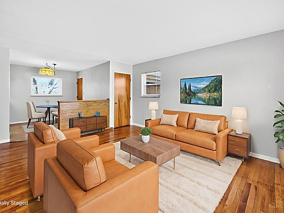 4th image of 6751 Rutherford Ct