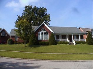 2008 Hillcircle Rd, Louisville, KY 40214