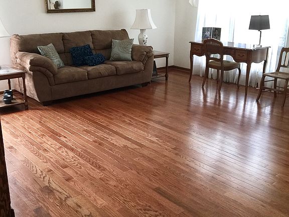 2nd image of 836 Thornview Dr