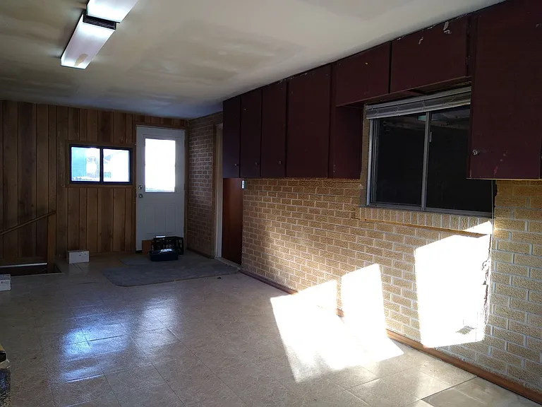 2128 Hooker St — Photo 36