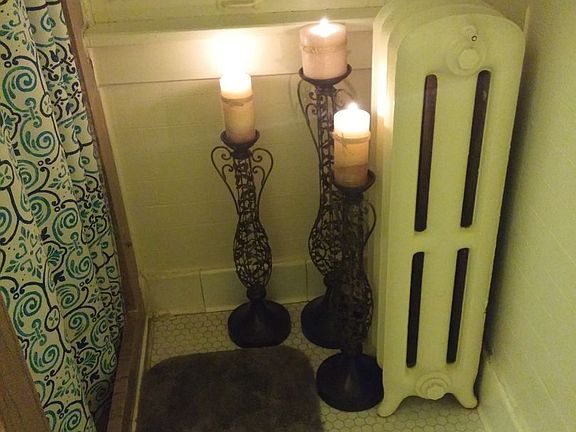 3rd image of 2204 E Ivanhoe Pl #3
