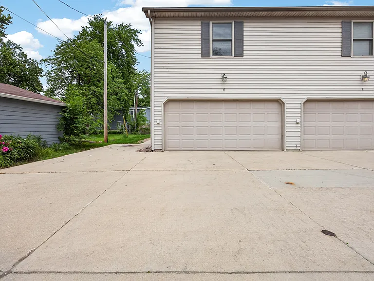 3 Ross Dr #6 — Photo 14