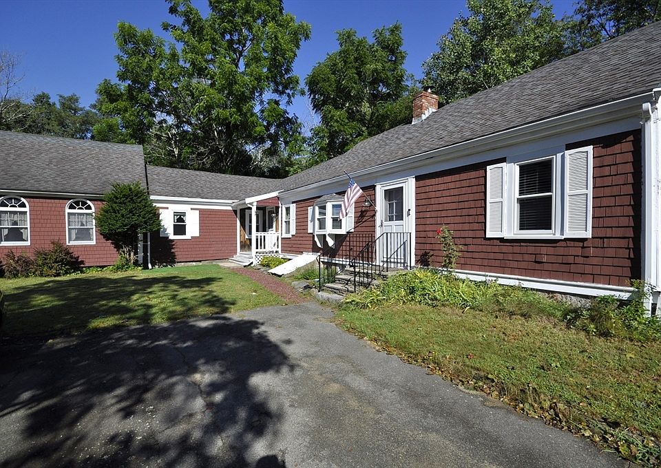 1st image of 466 Summer St