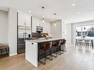 5105 S 6th St SW, Calgary, AB T2V 1J6