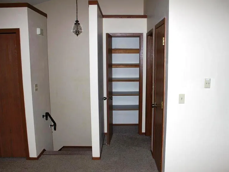 1624-1634 Greeley St S #1624 — Photo 10