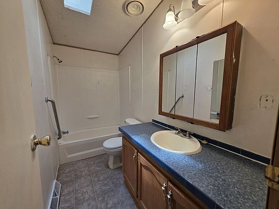 4th image of 602 White Willow Dr #602