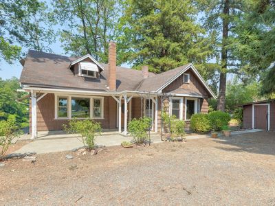 4152 Leonard Rd, Grants Pass, OR, 97527