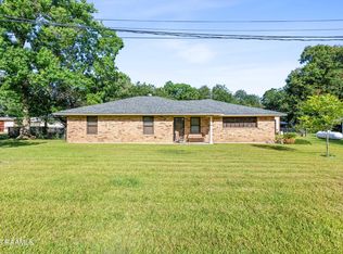 1912 Mimosa St, Abbeville, LA 70510