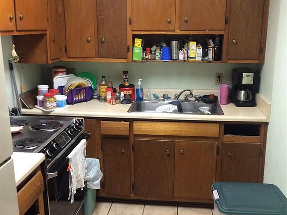 4th image of 1460 W Moreno St