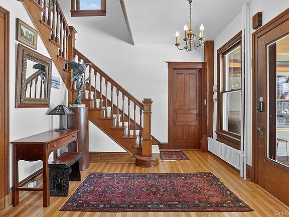 5th image of 6455 Montgomery Street