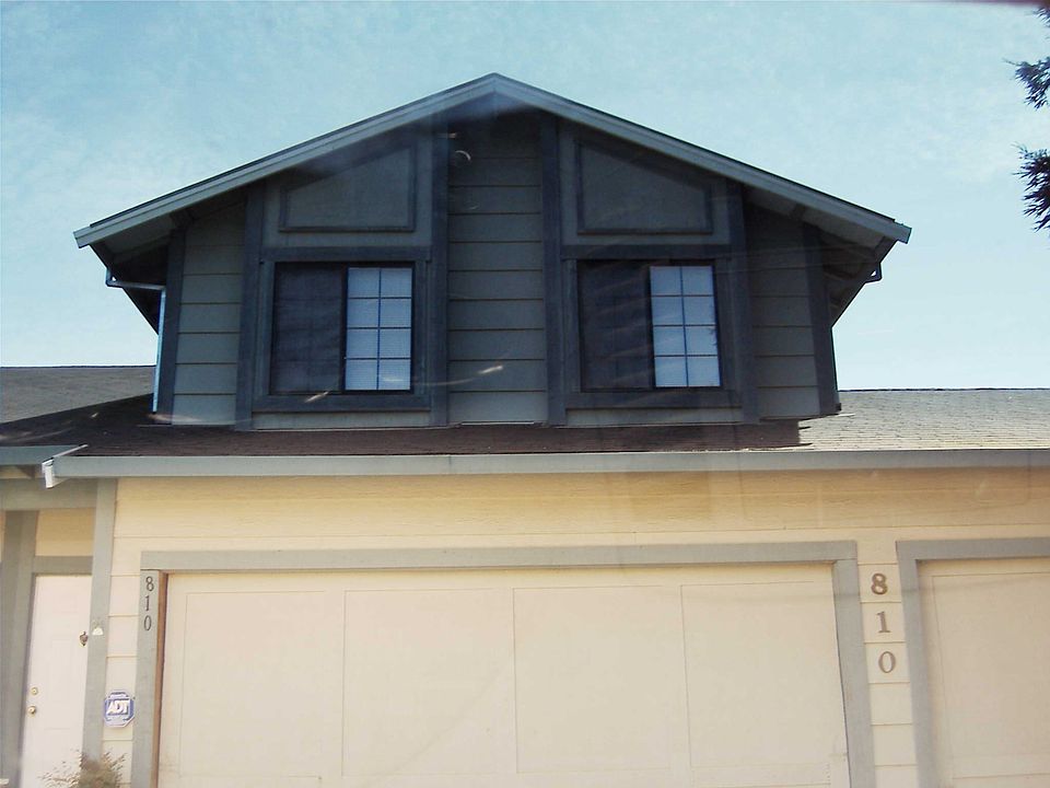 1st image of 810 Turnstone Dr