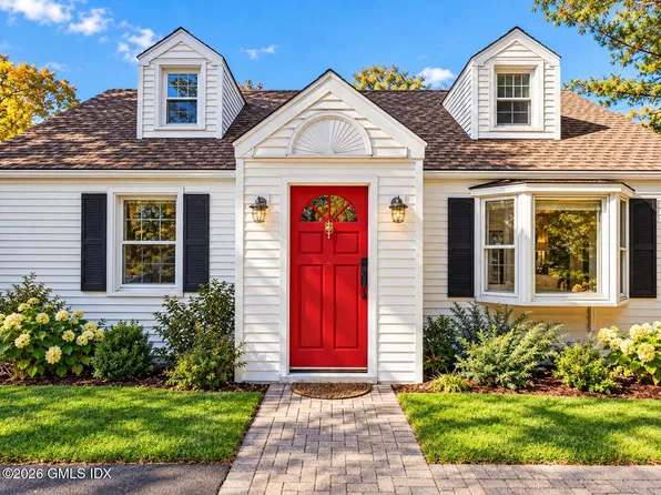 50 Havemeyer Ln, Old Greenwich, CT 06870