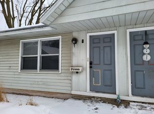 165 Baldwin St #F, Jenison, MI 49428